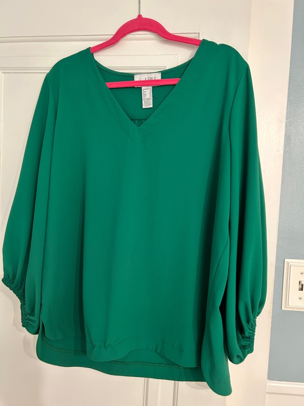 EUC Joseph Ribkoff top